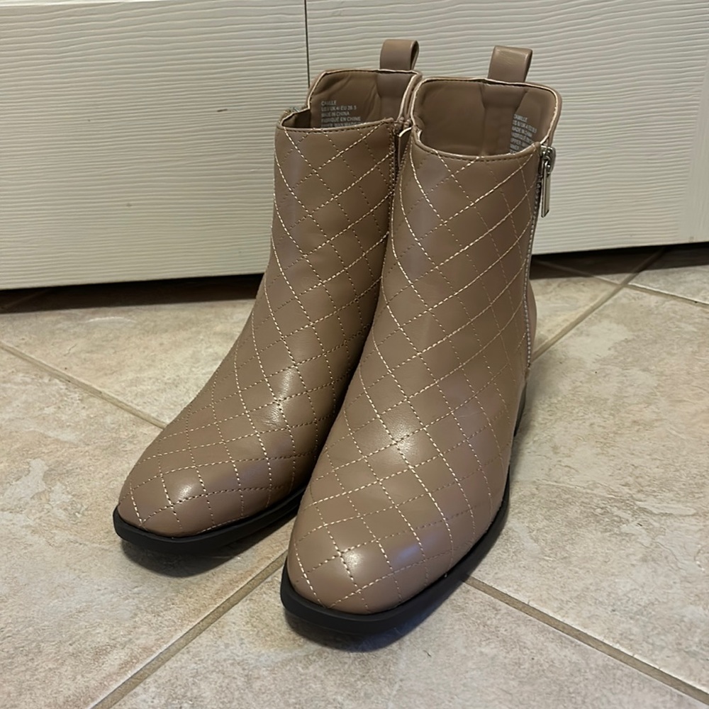 Ankle boots, Just Fab, size 6